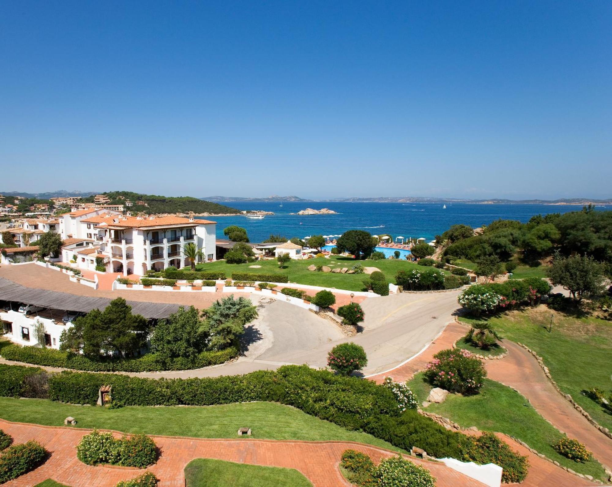 Hotel La Bisaccia Baja Sardinia Esterno foto